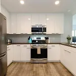 City Skyline Views 3Bed Apt La Live Convntion Centr 11110